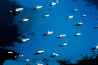 Яхты в бухте Прованса